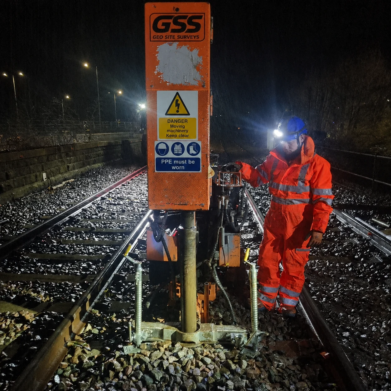 Nights, restricted access and safety paramount Rail Work2