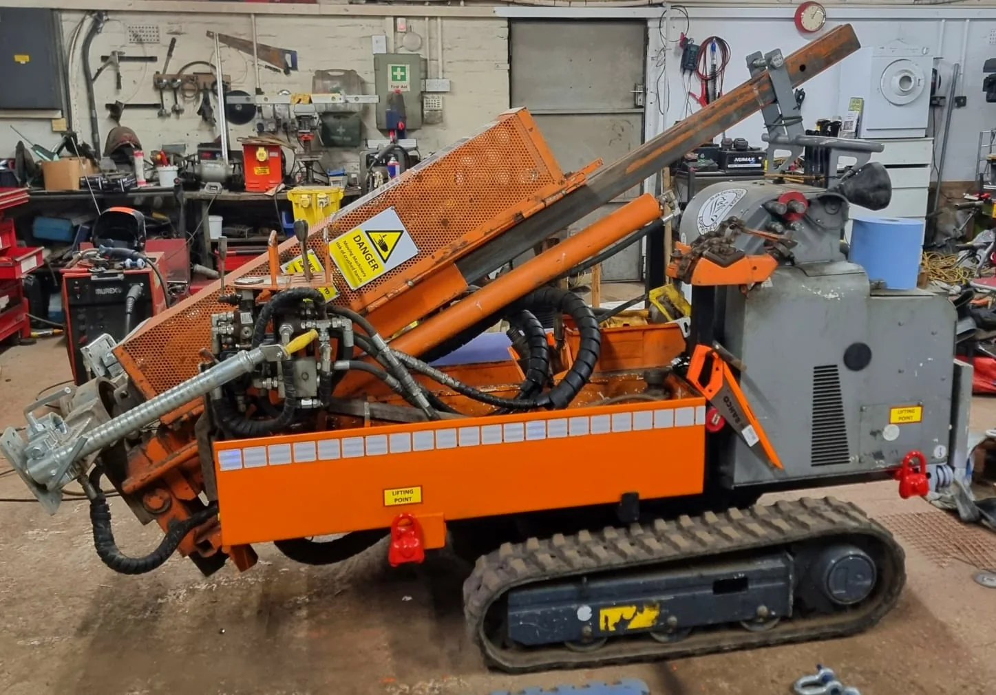 Hybrid rotary / sampling / coring rig